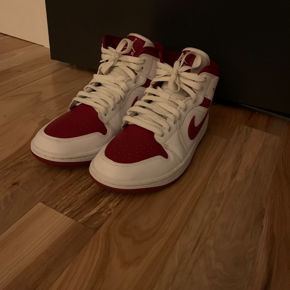 Nike Air Jordan Reverse Chicago - Picture 2 of 7